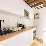 Appartamento Quartier Fontaine Chatelet Les Halles Free Netflix Parigi