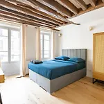 Quartier Fontaine Chatelet Les Halles Free Netflix * Parigi